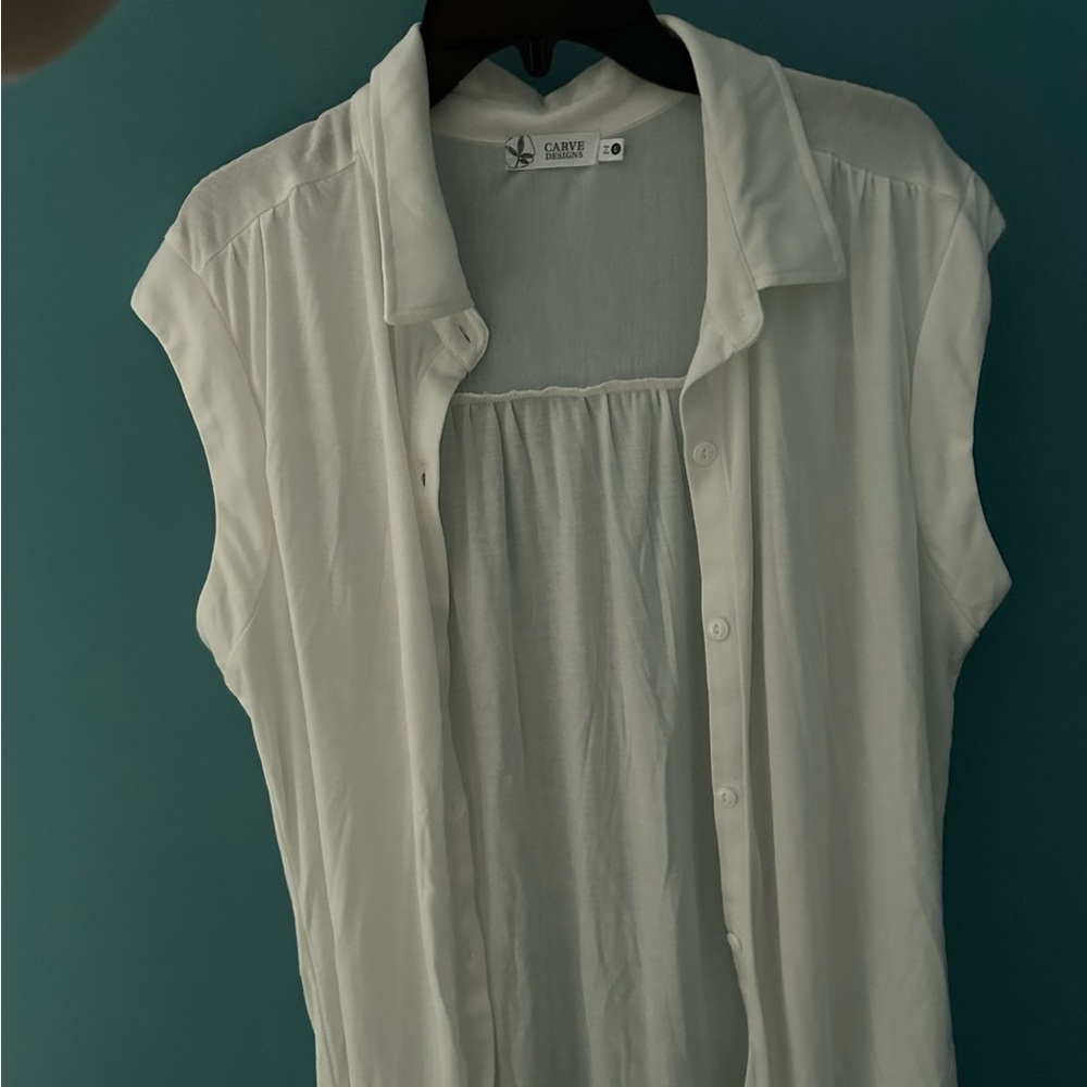 Carve Designs White Sleeveless Blouse Relaxed Notched Collar
